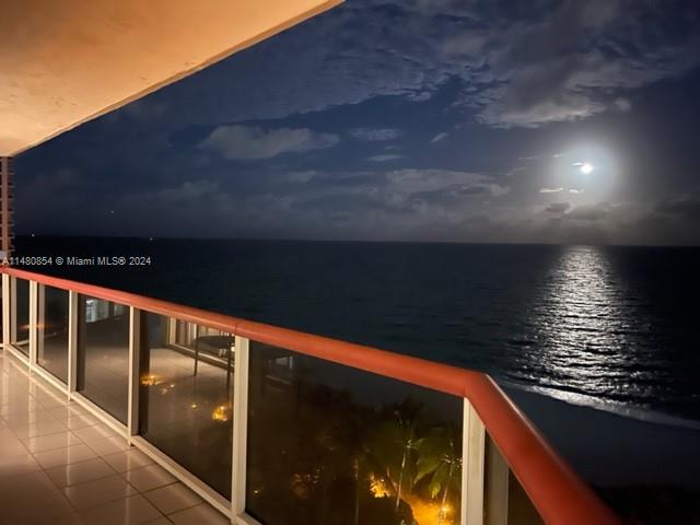6767 Collins Ave 909, Miami Beach, Florida 33141, 2 Bedrooms Bedrooms, ,2 BathroomsBathrooms,Residential,For Sale,6767 Collins Ave 909,A11480854