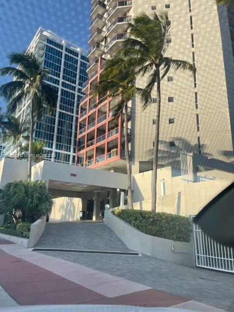 6767 Collins Ave 909, Miami Beach, Florida 33141, 2 Bedrooms Bedrooms, ,2 BathroomsBathrooms,Residential,For Sale,6767 Collins Ave 909,A11480854