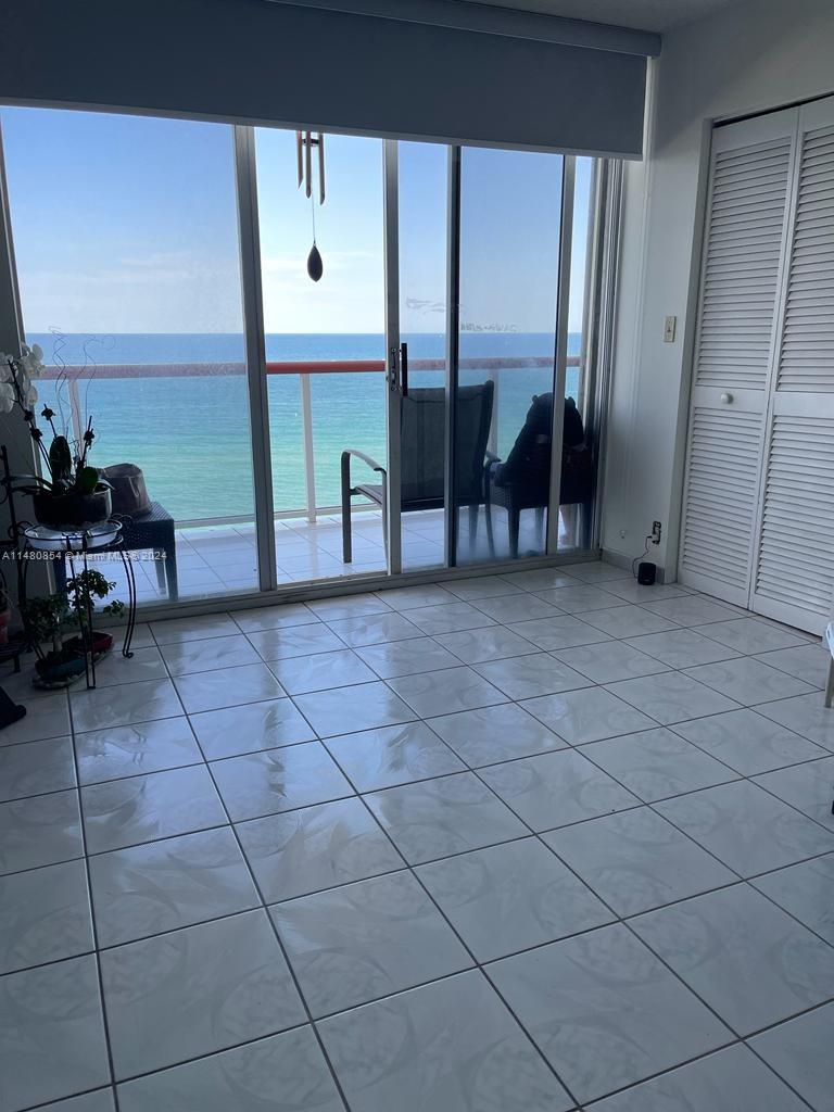 6767 Collins Ave 909, Miami Beach, Florida 33141, 2 Bedrooms Bedrooms, ,2 BathroomsBathrooms,Residential,For Sale,6767 Collins Ave 909,A11480854