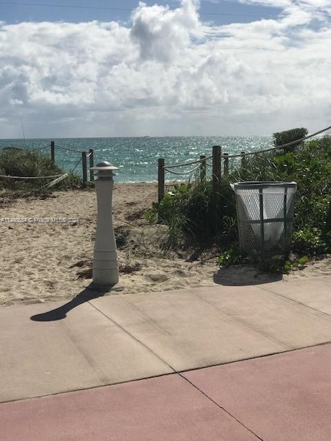 6767 Collins Ave 909, Miami Beach, Florida 33141, 2 Bedrooms Bedrooms, ,2 BathroomsBathrooms,Residential,For Sale,6767 Collins Ave 909,A11480854