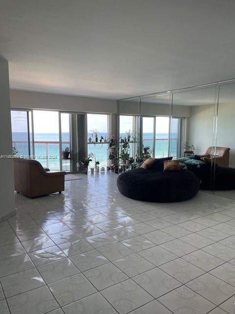 6767 Collins Ave 909, Miami Beach, Florida 33141, 2 Bedrooms Bedrooms, ,2 BathroomsBathrooms,Residential,For Sale,6767 Collins Ave 909,A11480854