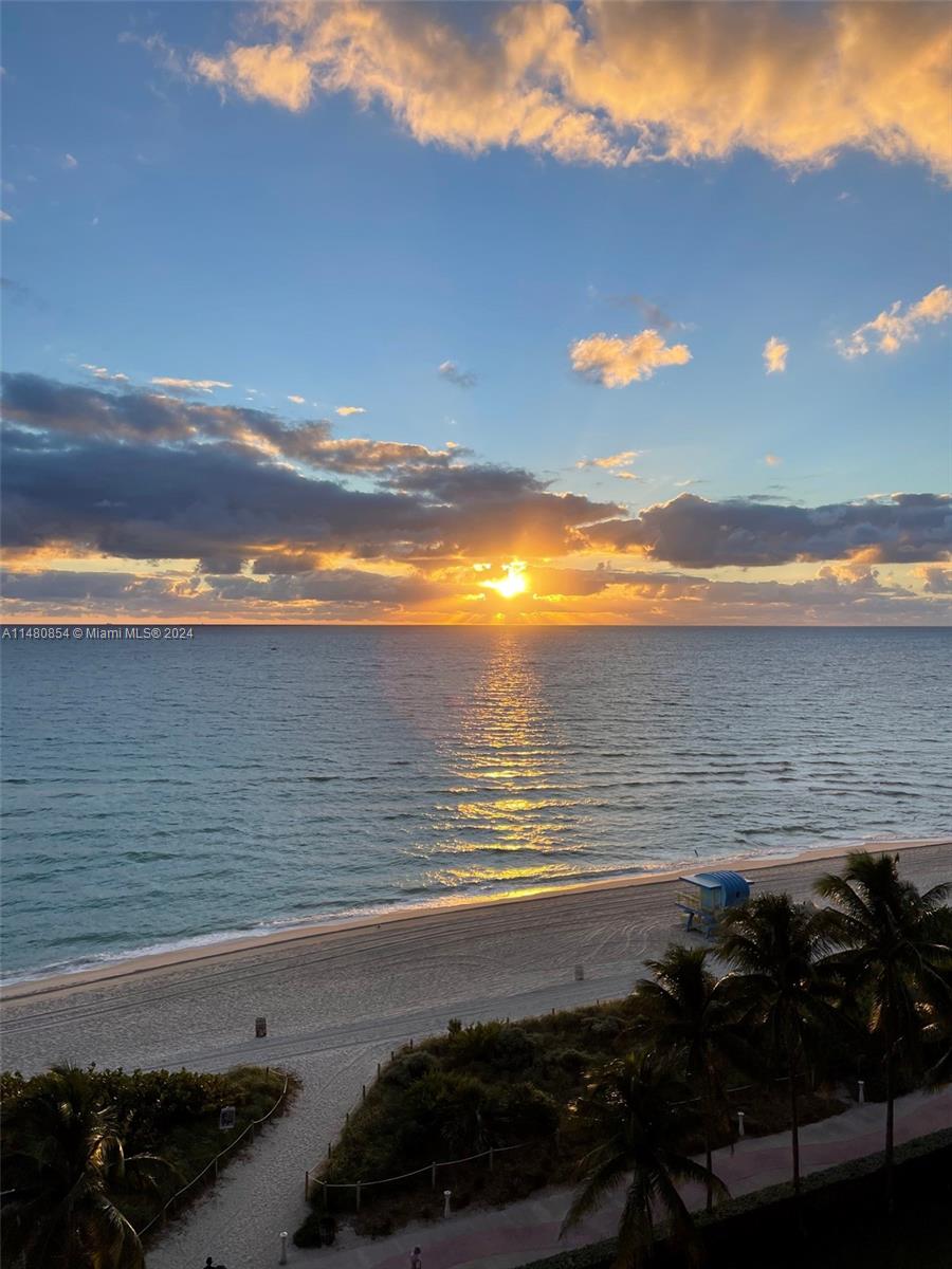 6767 Collins Ave 909, Miami Beach, Florida 33141, 2 Bedrooms Bedrooms, ,2 BathroomsBathrooms,Residential,For Sale,6767 Collins Ave 909,A11480854