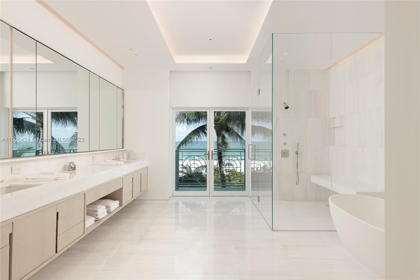 5959 Collins Ave 3005, Miami Beach, Florida 33140, 4 Bedrooms Bedrooms, ,4 BathroomsBathrooms,Residential,For Sale,5959 Collins Ave 3005,A11506424