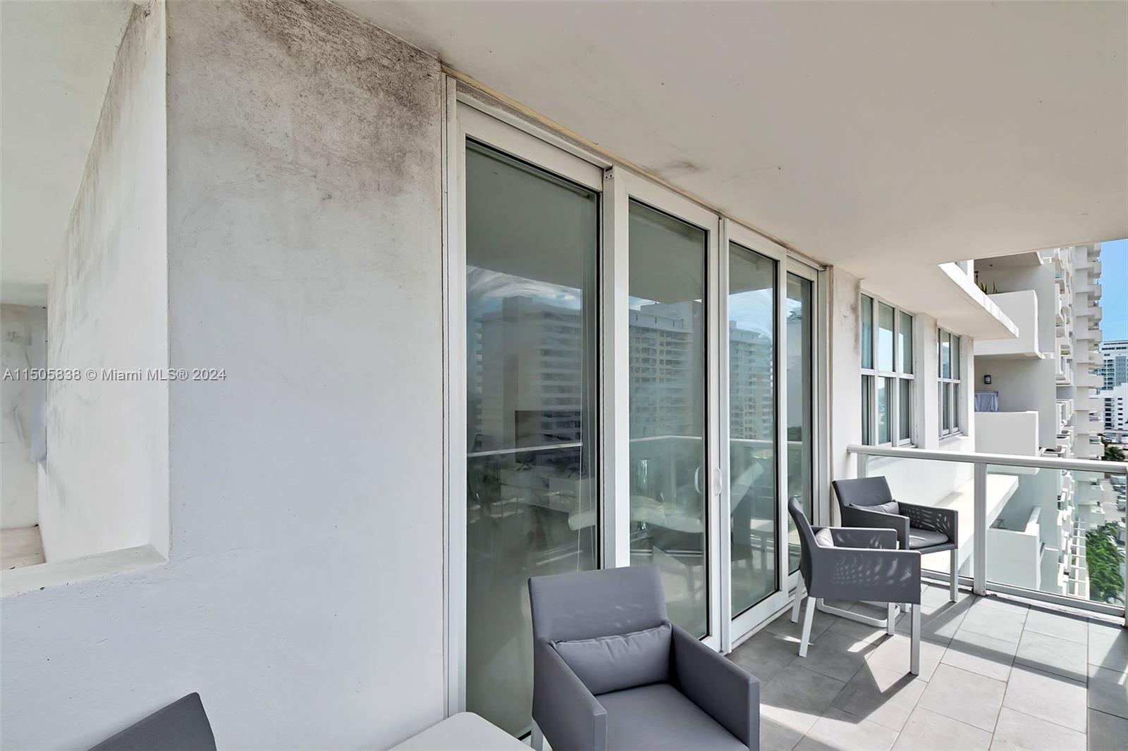 5601 Collins Ave 925, Miami Beach, Florida 33140, 2 Bedrooms Bedrooms, ,2 BathroomsBathrooms,Residential,For Sale,5601 Collins Ave 925,A11505838