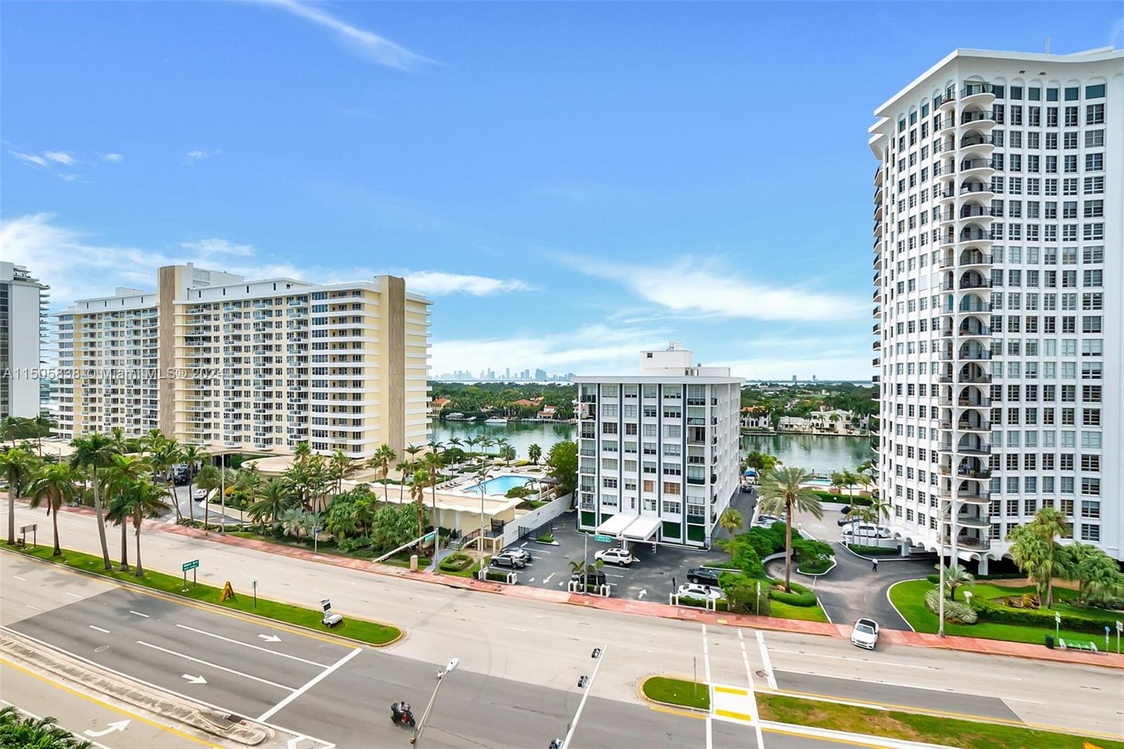 5601 Collins Ave 925, Miami Beach, Florida 33140, 2 Bedrooms Bedrooms, ,2 BathroomsBathrooms,Residential,For Sale,5601 Collins Ave 925,A11505838