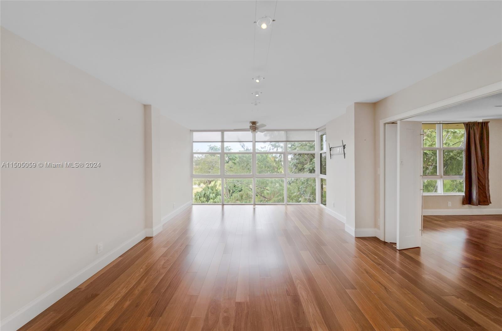 3051 S Palm Aire Dr 409, Pompano Beach, Florida 33069, 2 Bedrooms Bedrooms, ,2 BathroomsBathrooms,Residentiallease,For Rent,3051 S Palm Aire Dr 409,A11505059