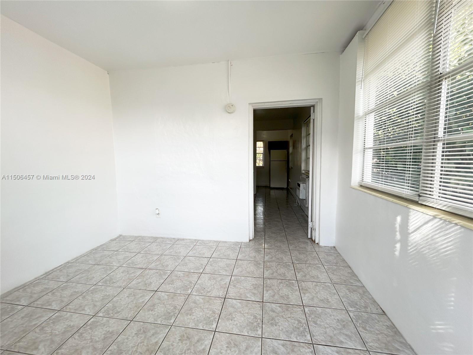 667 NE 86th St B, Miami, Florida 33138, 1 Bedroom Bedrooms, ,1 BathroomBathrooms,Residentiallease,For Rent,667 NE 86th St B,A11506457