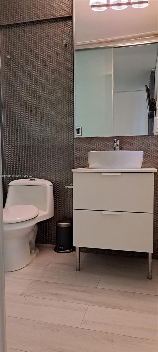 846 Michigan Ave 101, Miami Beach, Florida 33139, 3 Bedrooms Bedrooms, ,3 BathroomsBathrooms,Residentiallease,For Rent,846 Michigan Ave 101,A11506584