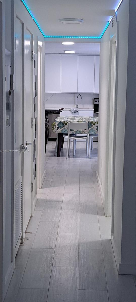 846 Michigan Ave 101, Miami Beach, Florida 33139, 3 Bedrooms Bedrooms, ,3 BathroomsBathrooms,Residentiallease,For Rent,846 Michigan Ave 101,A11506584