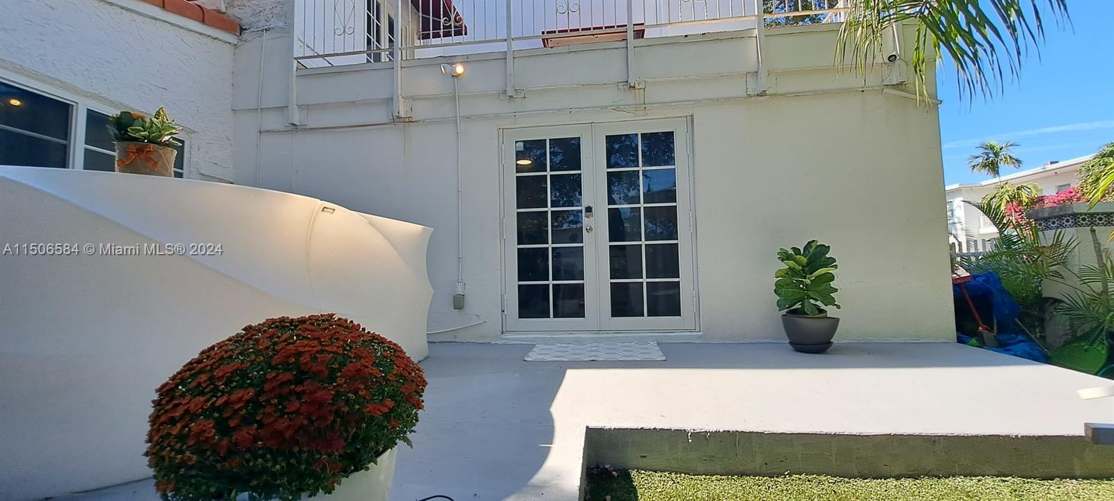 846 Michigan Ave 101, Miami Beach, Florida 33139, 3 Bedrooms Bedrooms, ,3 BathroomsBathrooms,Residentiallease,For Rent,846 Michigan Ave 101,A11506584