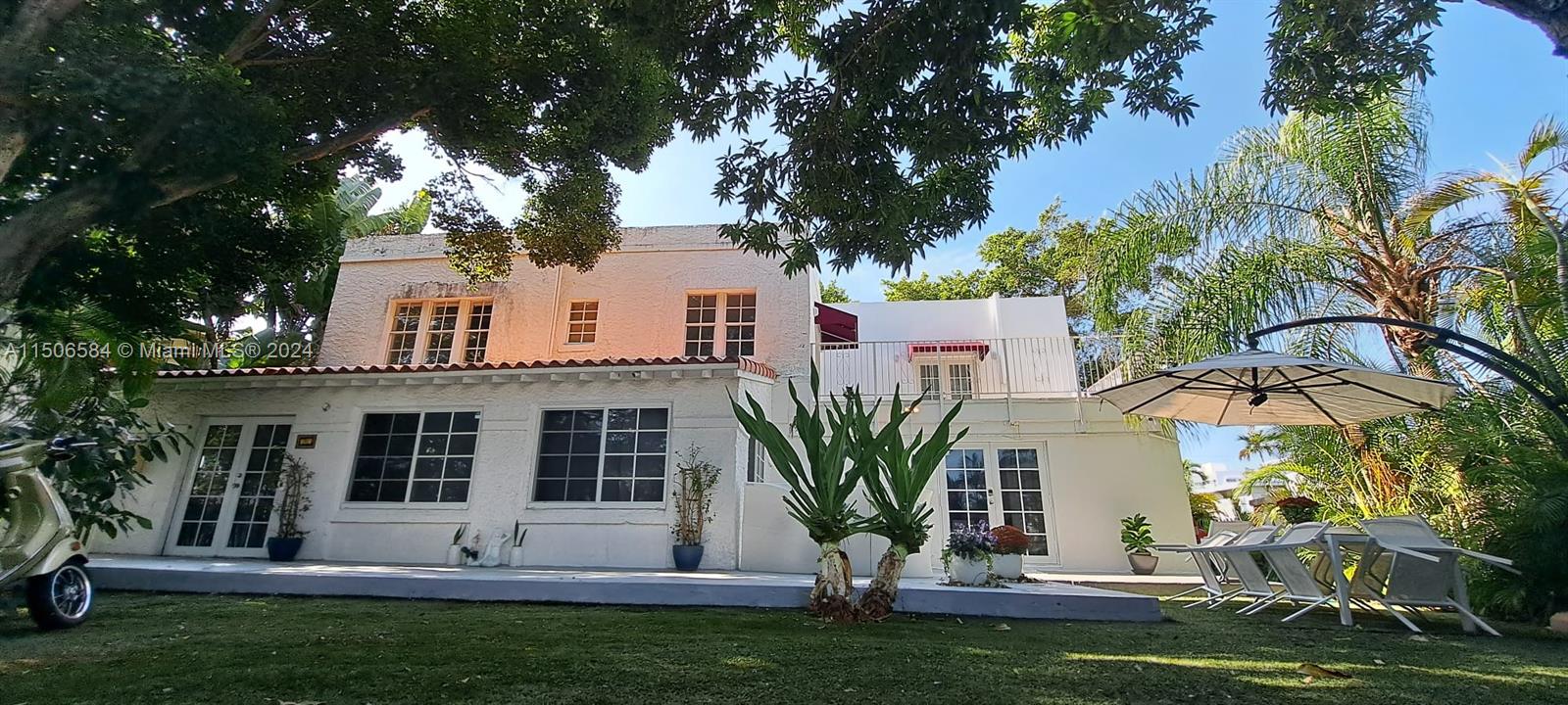 846 Michigan Ave 101, Miami Beach, Florida 33139, 3 Bedrooms Bedrooms, ,3 BathroomsBathrooms,Residentiallease,For Rent,846 Michigan Ave 101,A11506584