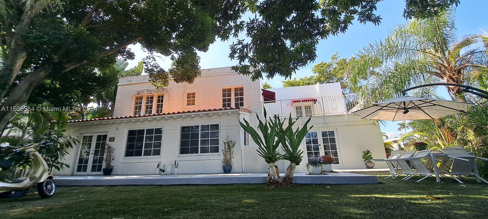 846 Michigan Ave 101, Miami Beach, Florida 33139, 3 Bedrooms Bedrooms, ,3 BathroomsBathrooms,Residentiallease,For Rent,846 Michigan Ave 101,A11506584