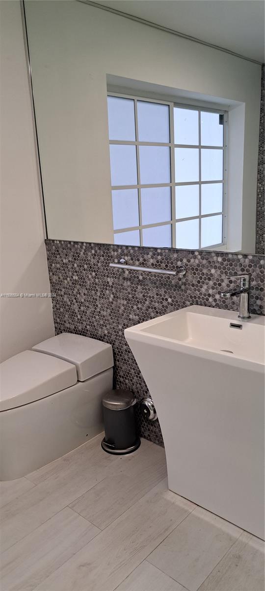 846 Michigan Ave 101, Miami Beach, Florida 33139, 3 Bedrooms Bedrooms, ,3 BathroomsBathrooms,Residentiallease,For Rent,846 Michigan Ave 101,A11506584