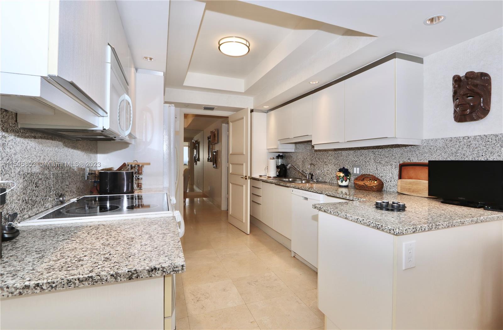 7000 Island Blvd, Aventura, FL, 33160 United States, 2 Bedrooms Bedrooms, ,2 BathroomsBathrooms,Residential,For Sale,Island Blvd,A11505803