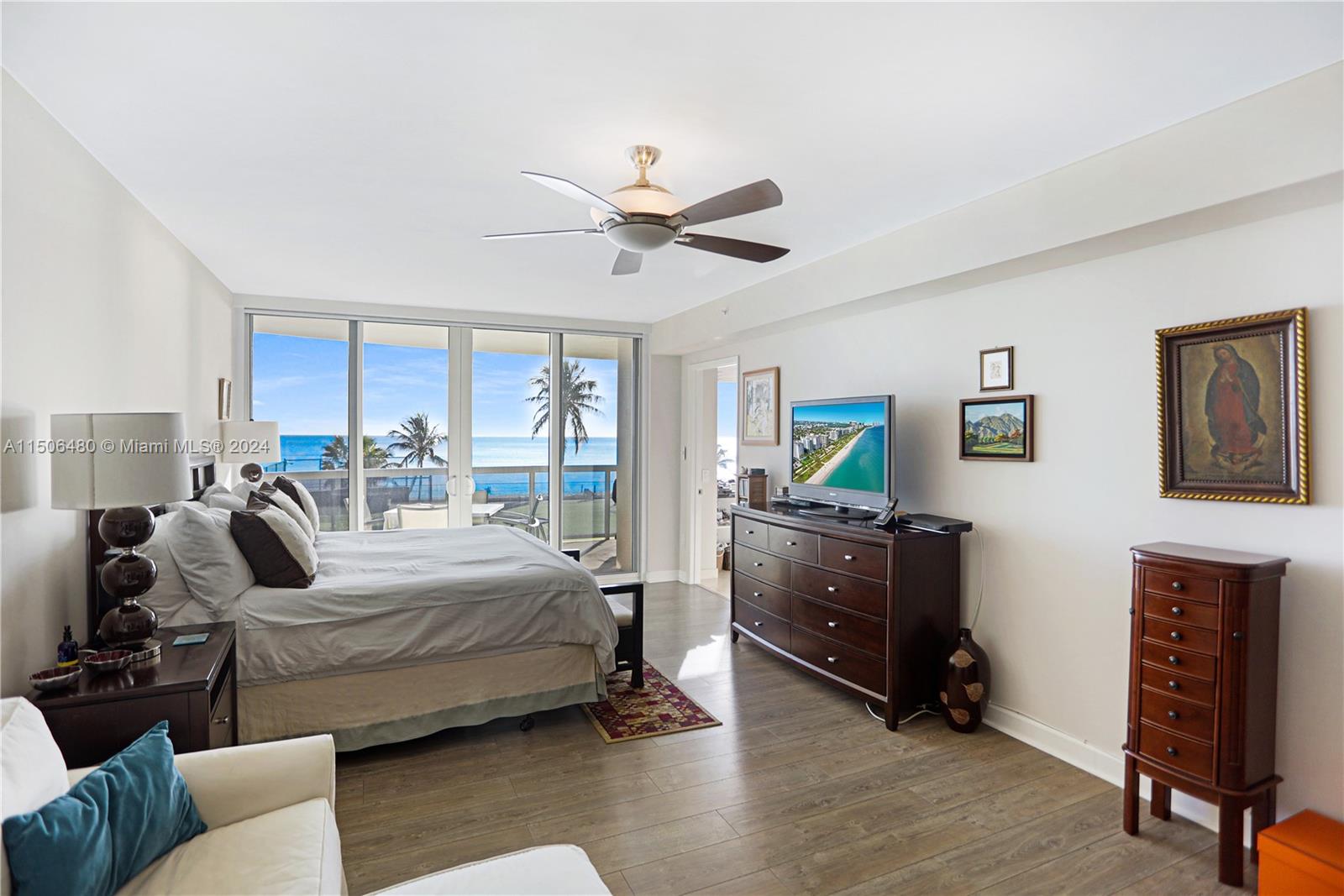 17555 Collins Ave, Sunny Isles Beach, FL, 33160 United States, 3 Bedrooms Bedrooms, ,3 BathroomsBathrooms,Residential,For Sale,Collins Ave,A11506480