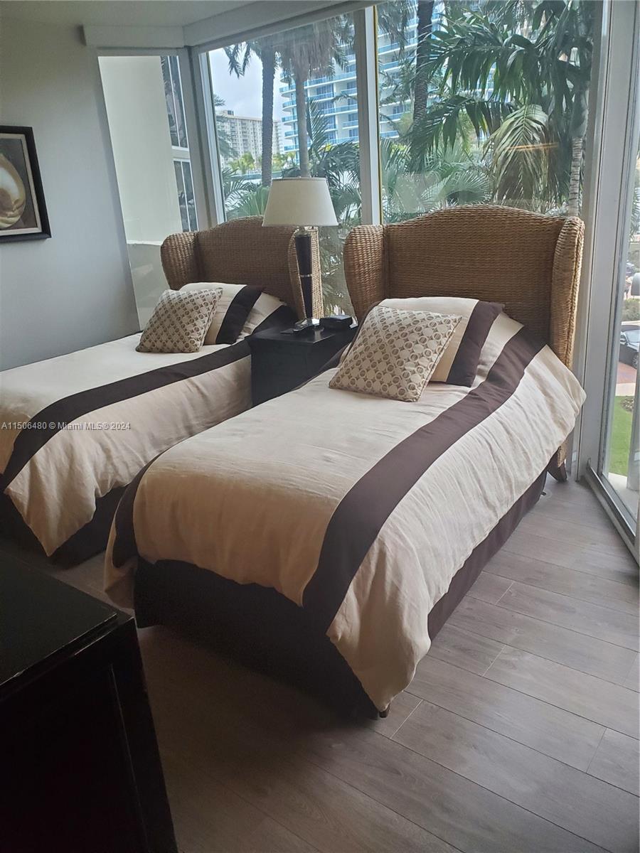 17555 Collins Ave, Sunny Isles Beach, FL, 33160 United States, 3 Bedrooms Bedrooms, ,3 BathroomsBathrooms,Residential,For Sale,Collins Ave,A11506480