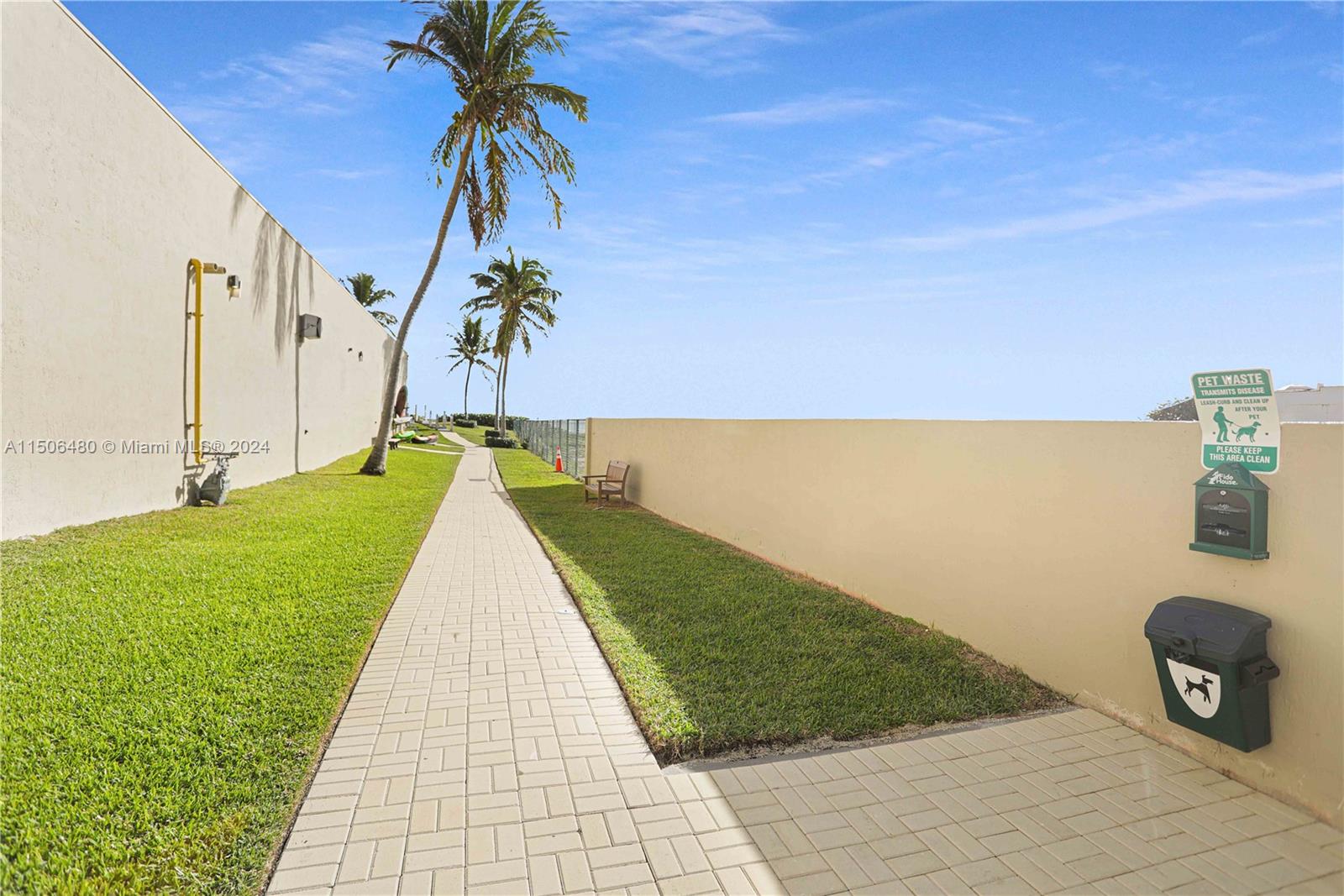 17555 Collins Ave, Sunny Isles Beach, FL, 33160 United States, 3 Bedrooms Bedrooms, ,3 BathroomsBathrooms,Residential,For Sale,Collins Ave,A11506480