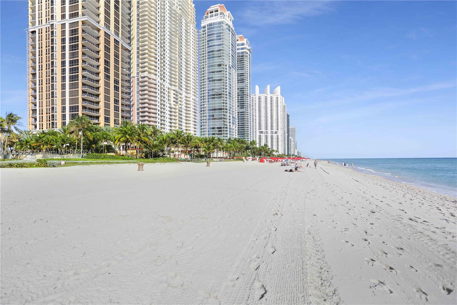 17555 Collins Ave 308, Sunny Isles Beach, Florida 33160, 3 Bedrooms Bedrooms, ,3 BathroomsBathrooms,Residential,For Sale,17555 Collins Ave 308,A11506480