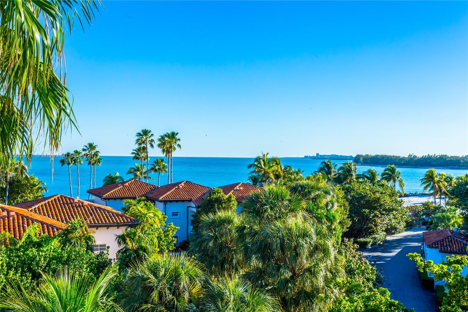 19145 Fisher Island Dr 19145, Fisher Island, Florida 33109, 4 Bedrooms Bedrooms, ,3 BathroomsBathrooms,Residentiallease,For Rent,19145 Fisher Island Dr 19145,A11505377