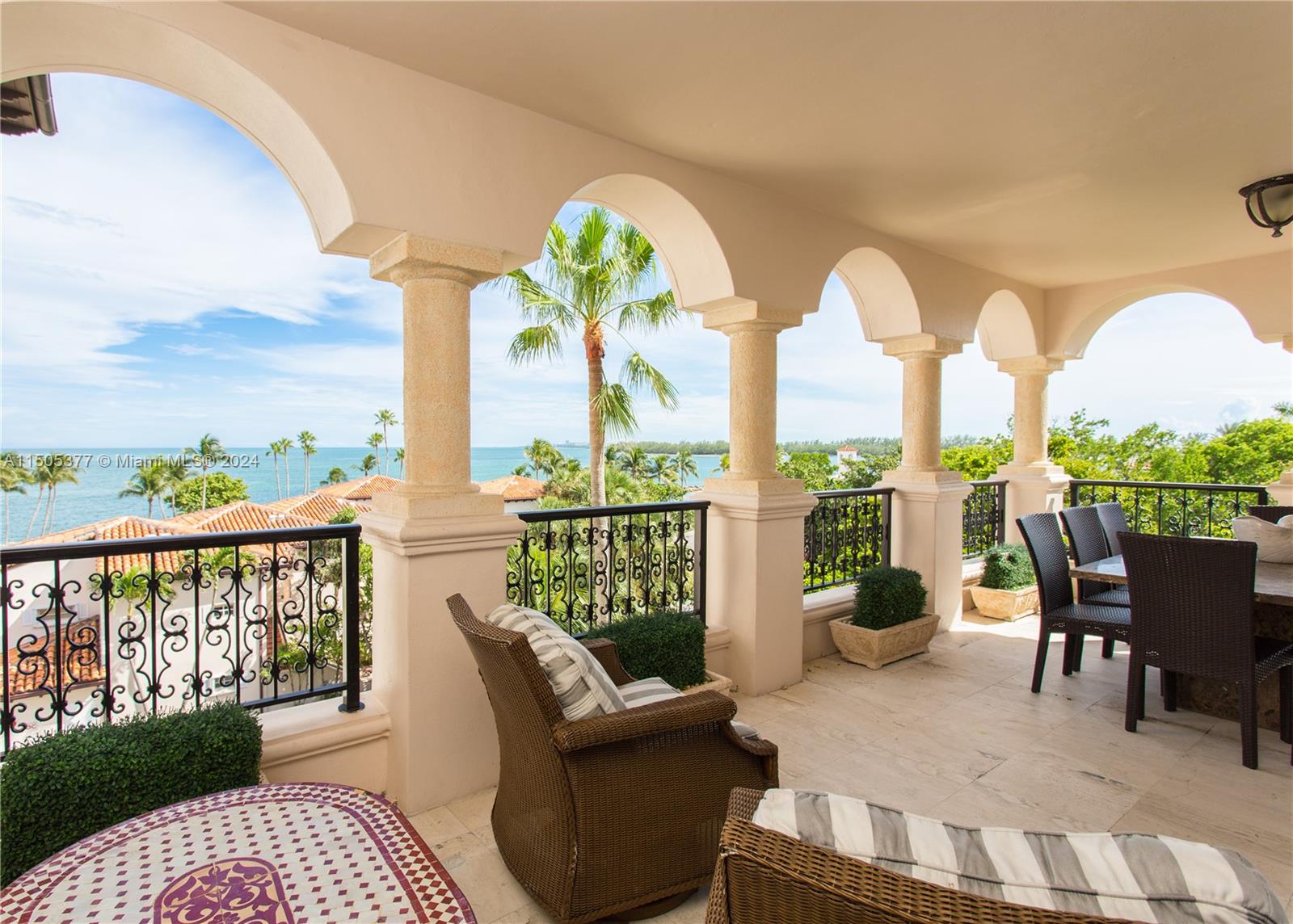 19145 Fisher Island Dr 19145, Fisher Island, Florida 33109, 4 Bedrooms Bedrooms, ,3 BathroomsBathrooms,Residentiallease,For Rent,19145 Fisher Island Dr 19145,A11505377