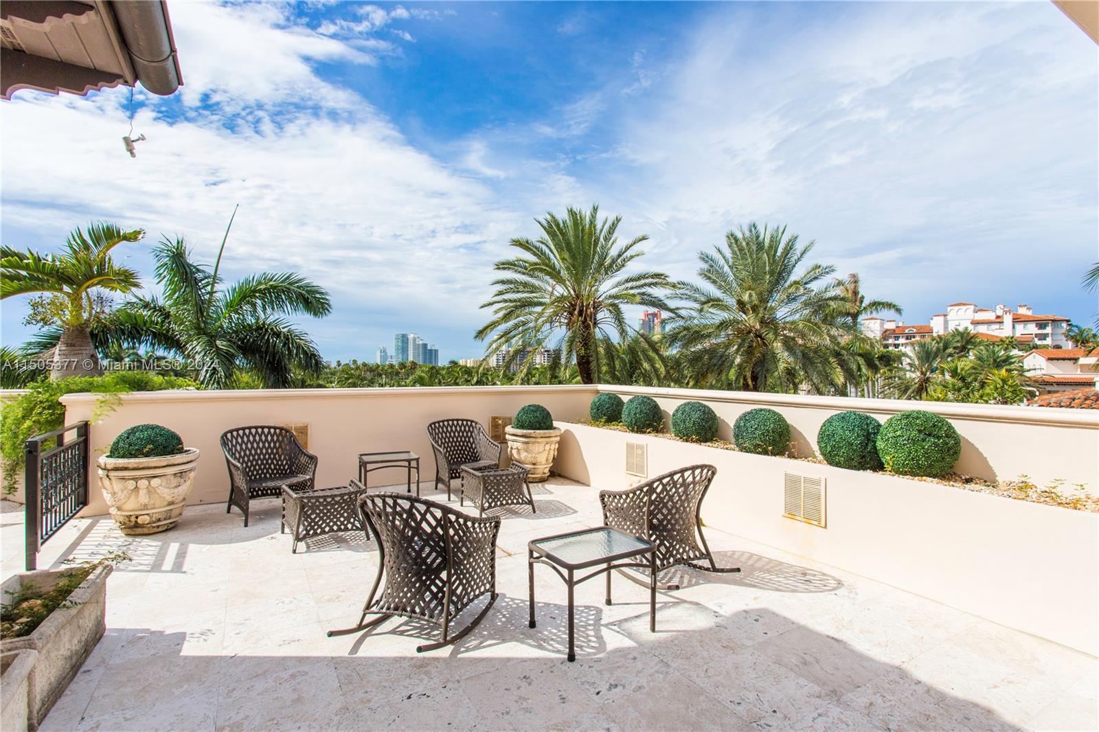 19145 Fisher Island Dr 19145, Fisher Island, Florida 33109, 4 Bedrooms Bedrooms, ,3 BathroomsBathrooms,Residentiallease,For Rent,19145 Fisher Island Dr 19145,A11505377