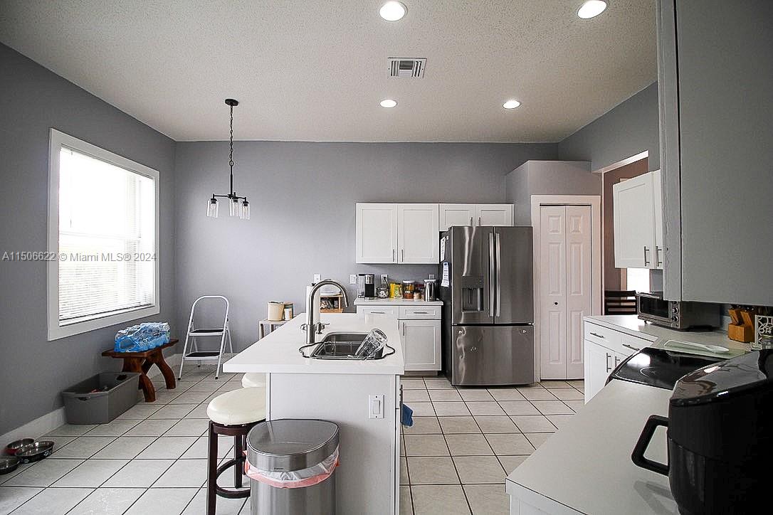 725 SE 28th Ln, Homestead, Florida 33033, 4 Bedrooms Bedrooms, ,2 BathroomsBathrooms,Residential,For Sale,725 SE 28th Ln,A11506622