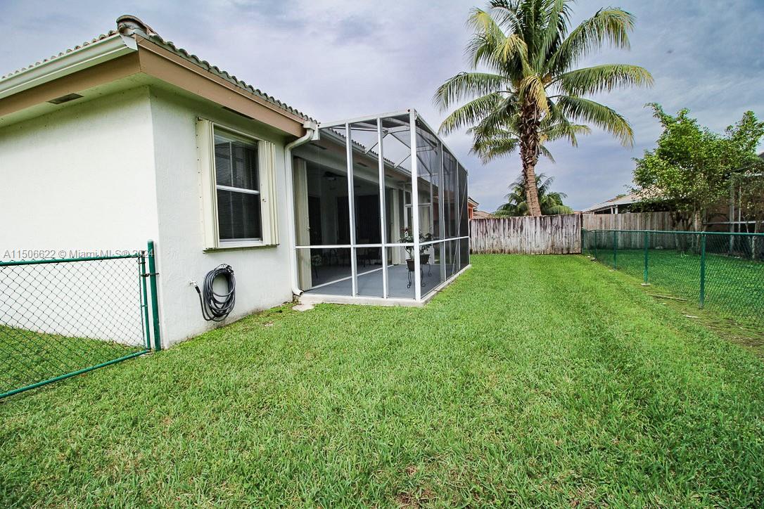 725 SE 28th Ln, Homestead, Florida 33033, 4 Bedrooms Bedrooms, ,2 BathroomsBathrooms,Residential,For Sale,725 SE 28th Ln,A11506622