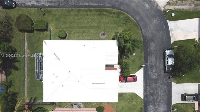 725 SE 28th Ln, Homestead, Florida 33033, 4 Bedrooms Bedrooms, ,2 BathroomsBathrooms,Residential,For Sale,725 SE 28th Ln,A11506622