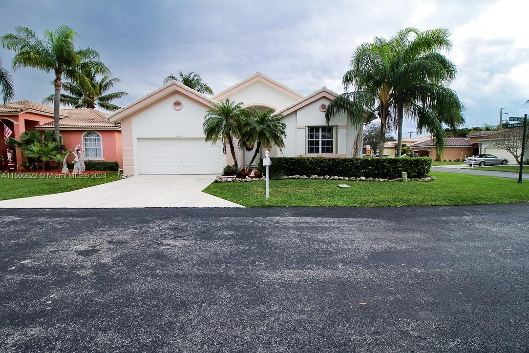 725 SE 28th Ln, Homestead, Florida 33033, 4 Bedrooms Bedrooms, ,2 BathroomsBathrooms,Residential,For Sale,725 SE 28th Ln,A11506622