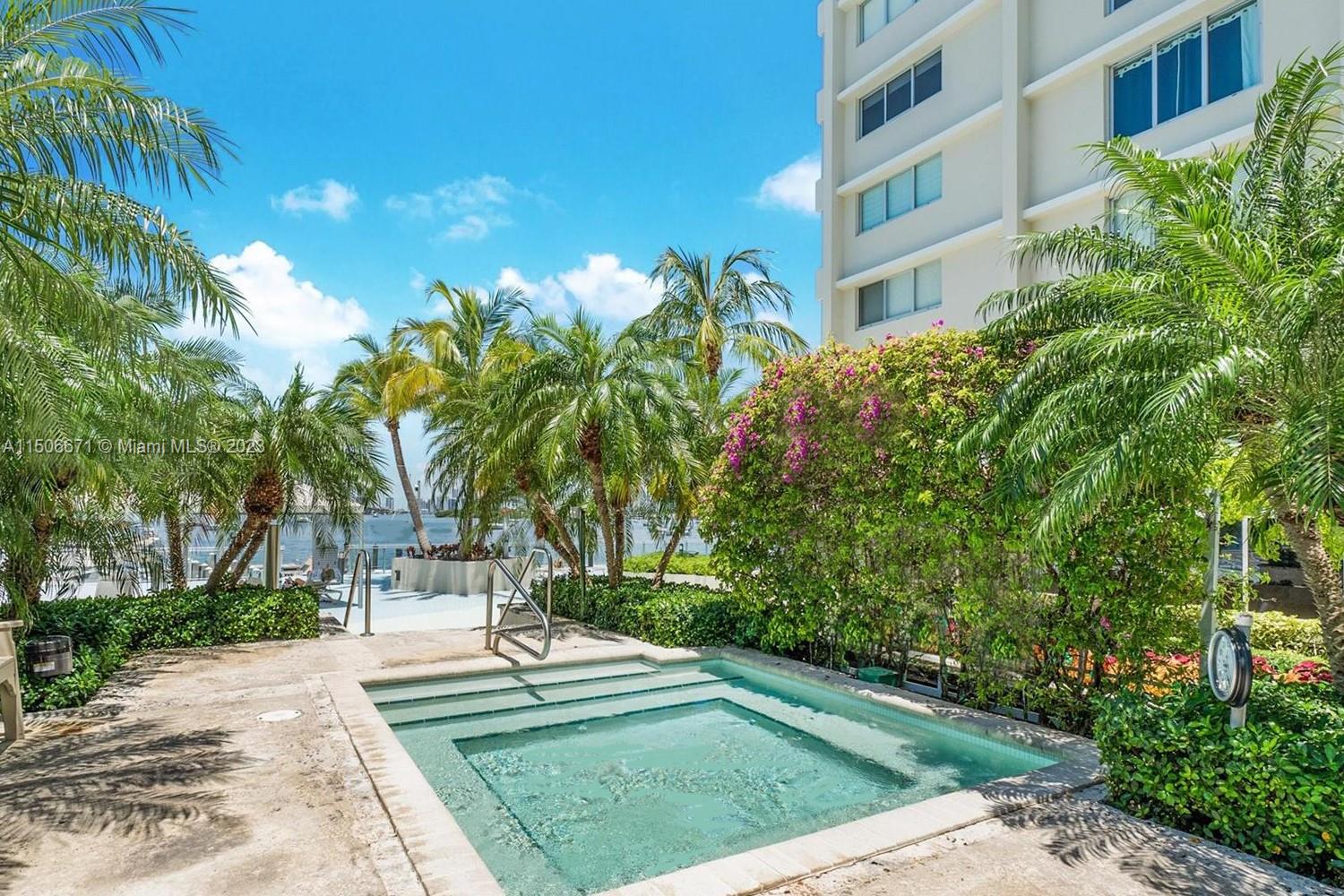 1200 West Ave 1225, Miami Beach, Florida 33139, 2 Bedrooms Bedrooms, ,2 BathroomsBathrooms,Residential,For Sale,1200 West Ave 1225,A11506671