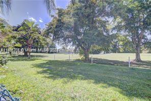 8818 Mcnab Rd, Tamarac, FL, 33321 United States, 2 Bedrooms Bedrooms, ,2 BathroomsBathrooms,Residential,For Sale,Mcnab Rd,A11506701