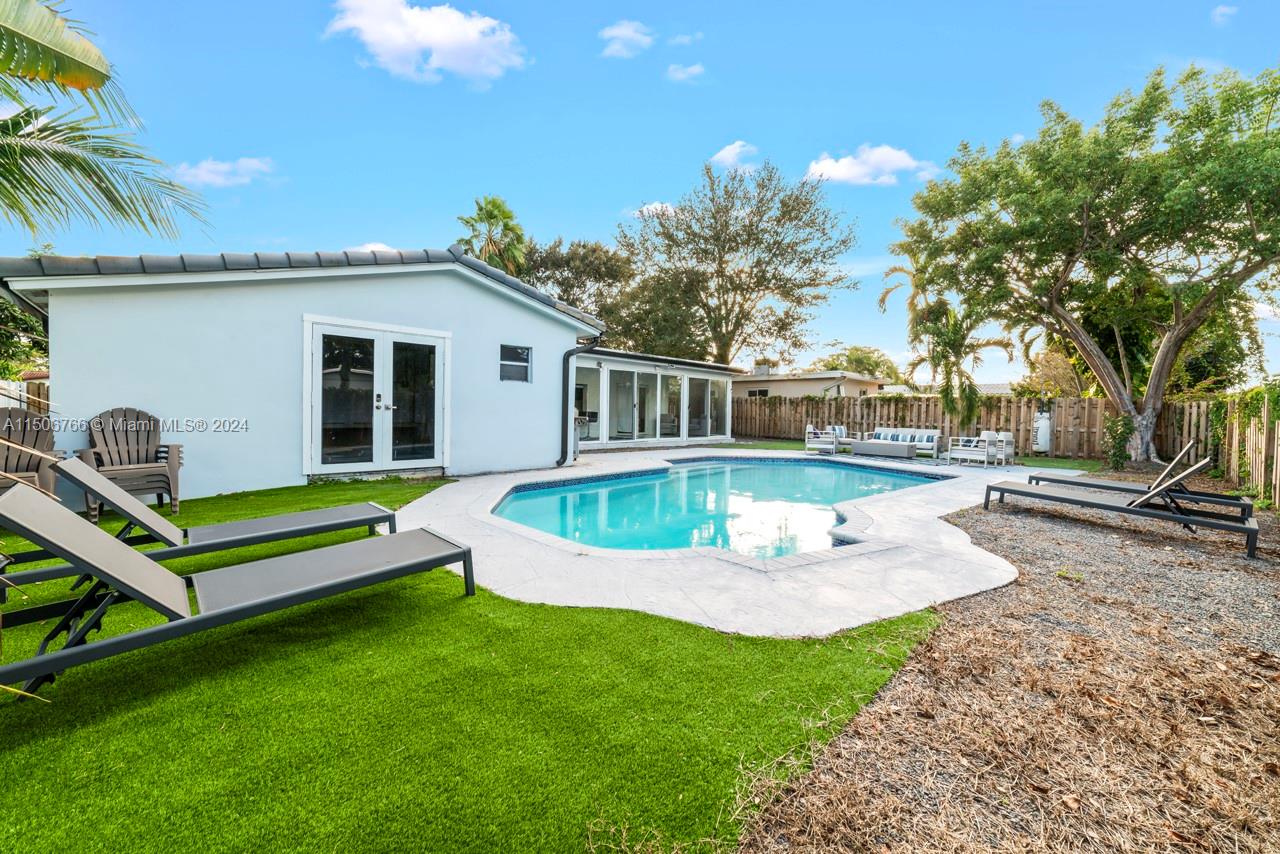 5307 Cleveland St, Hollywood, Florida 33021, 4 Bedrooms Bedrooms, ,2 BathroomsBathrooms,Residential,For Sale,5307 Cleveland St,A11506766