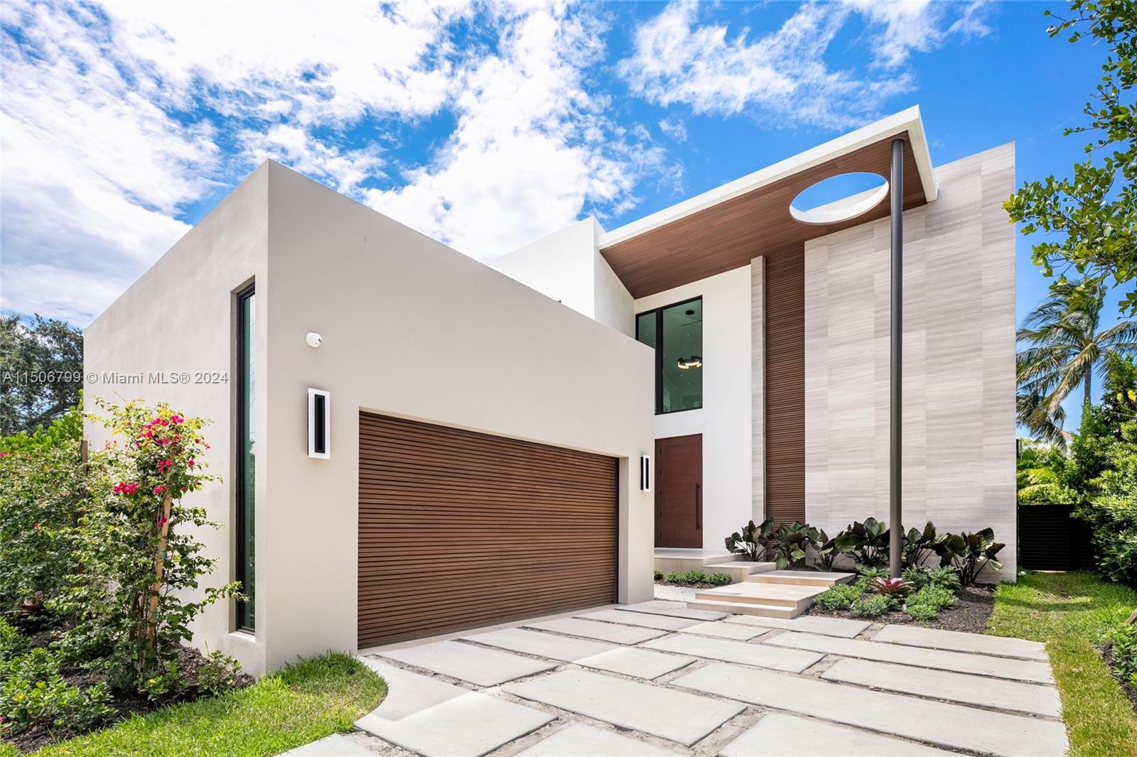 3172 Bay Rd, Miami Beach, FL, 33140 United States, 6 Bedrooms Bedrooms, ,6 BathroomsBathrooms,Residential,For Sale,Bay Rd,A11506799