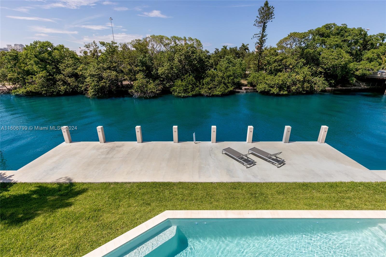 3172 Bay Rd, Miami Beach, FL, 33140 United States, 6 Bedrooms Bedrooms, ,6 BathroomsBathrooms,Residential,For Sale,Bay Rd,A11506799