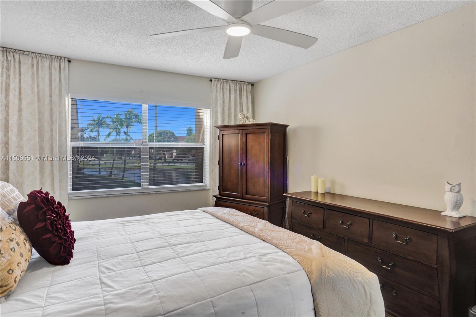 9380 Sunrise Lakes Blvd, Sunrise, FL, 33322 United States, 1 Bedroom Bedrooms, ,1 BathroomBathrooms,Residential,For Sale,Sunrise Lakes Blvd,A11506551
