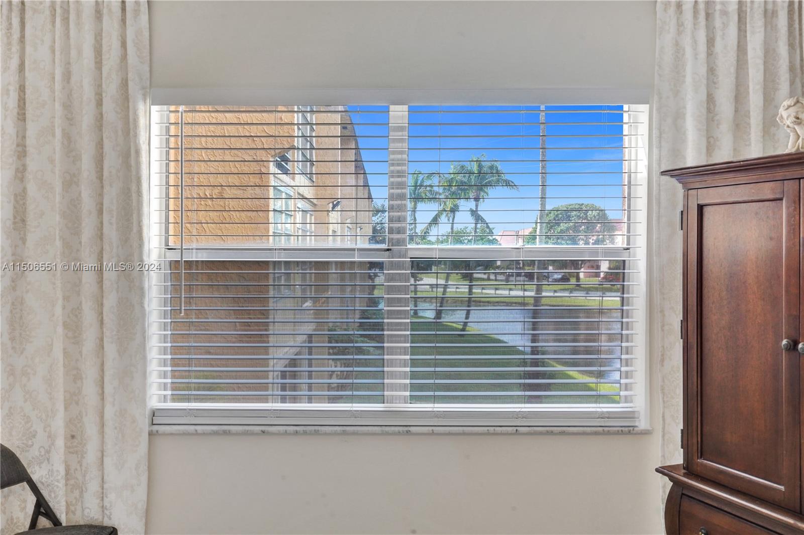 9380 Sunrise Lakes Blvd, Sunrise, FL, 33322 United States, 1 Bedroom Bedrooms, ,1 BathroomBathrooms,Residential,For Sale,Sunrise Lakes Blvd,A11506551