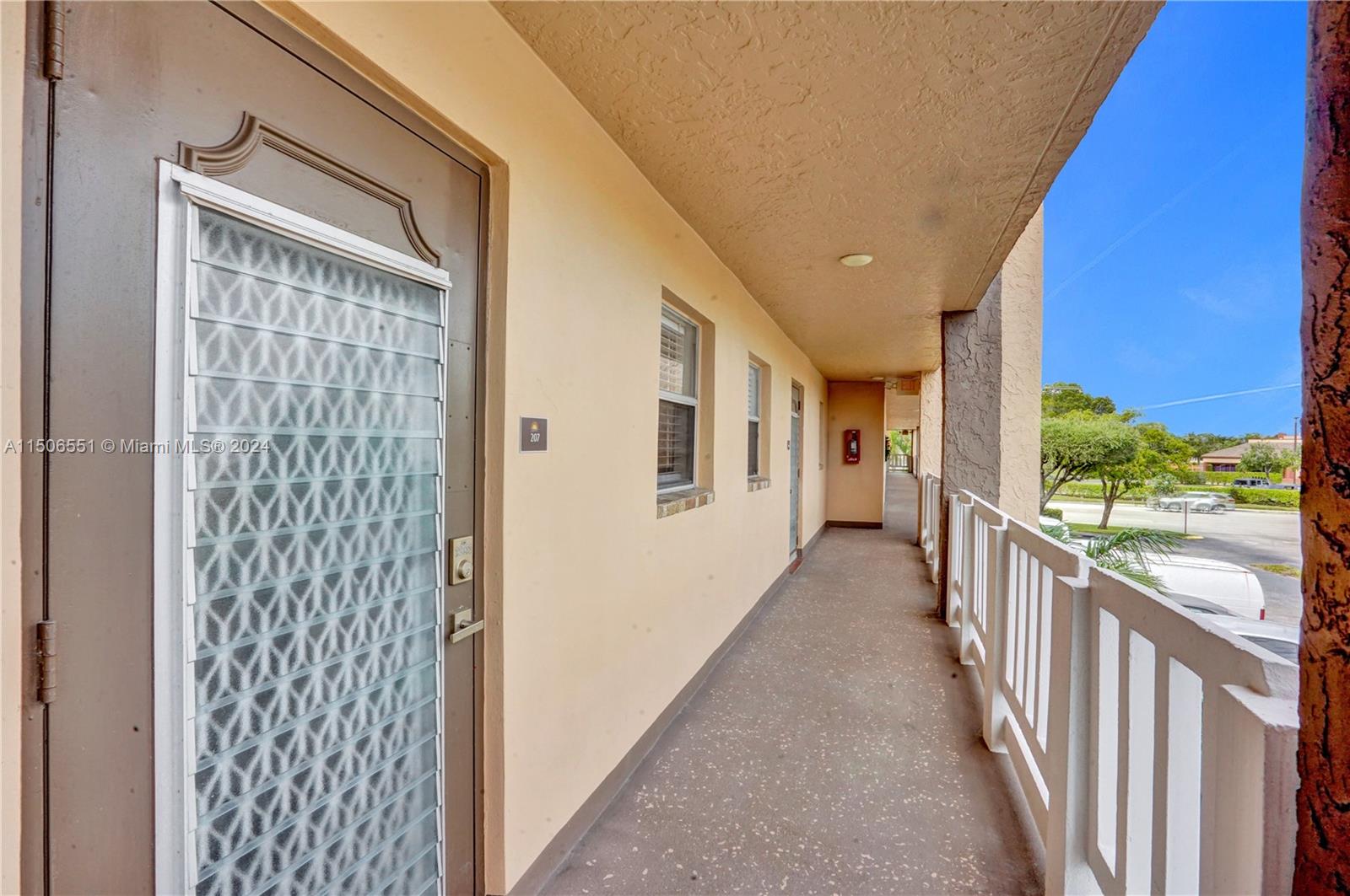 9380 Sunrise Lakes Blvd, Sunrise, FL, 33322 United States, 1 Bedroom Bedrooms, ,1 BathroomBathrooms,Residential,For Sale,Sunrise Lakes Blvd,A11506551