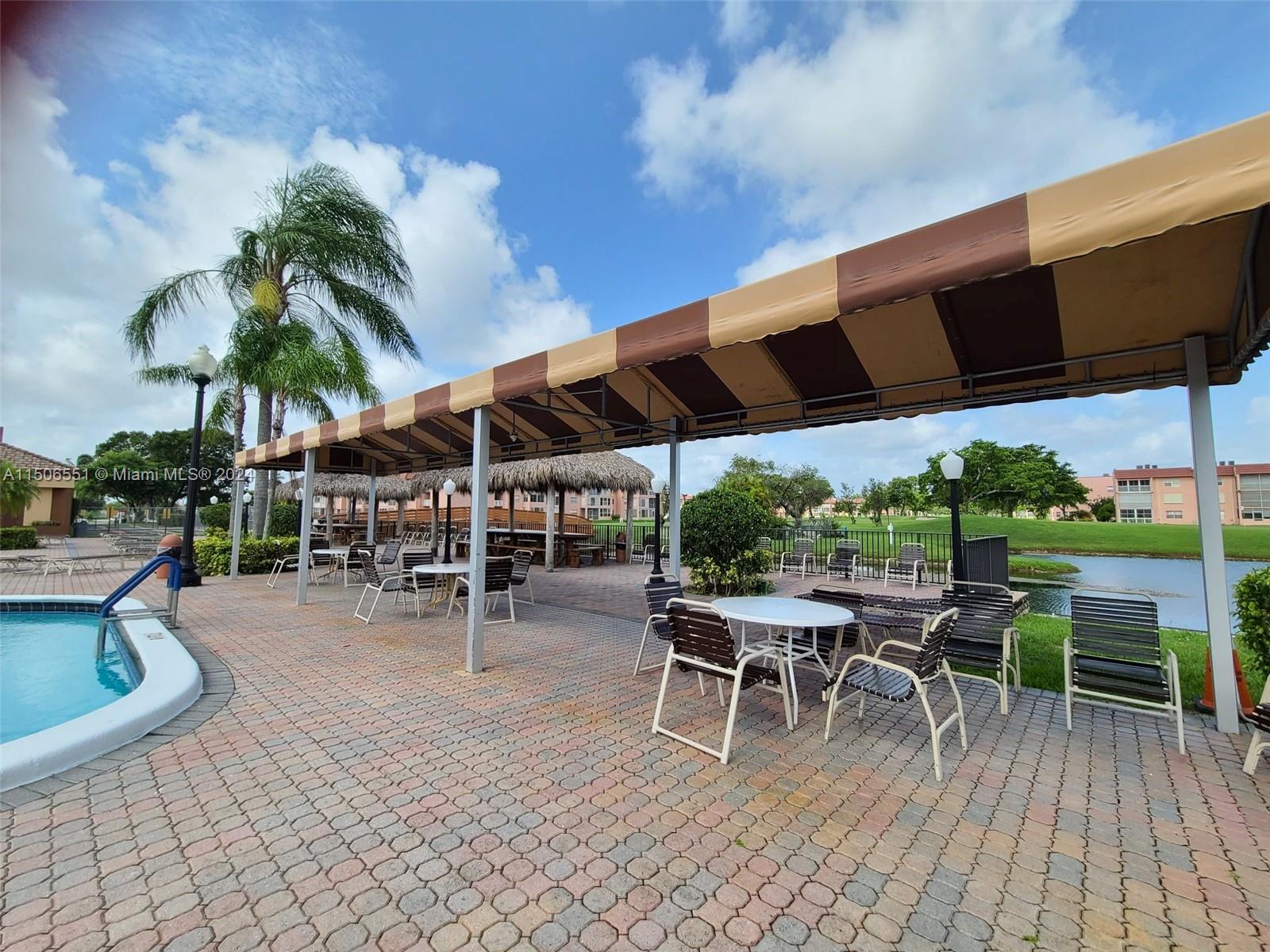 9380 Sunrise Lakes Blvd, Sunrise, FL, 33322 United States, 1 Bedroom Bedrooms, ,1 BathroomBathrooms,Residential,For Sale,Sunrise Lakes Blvd,A11506551
