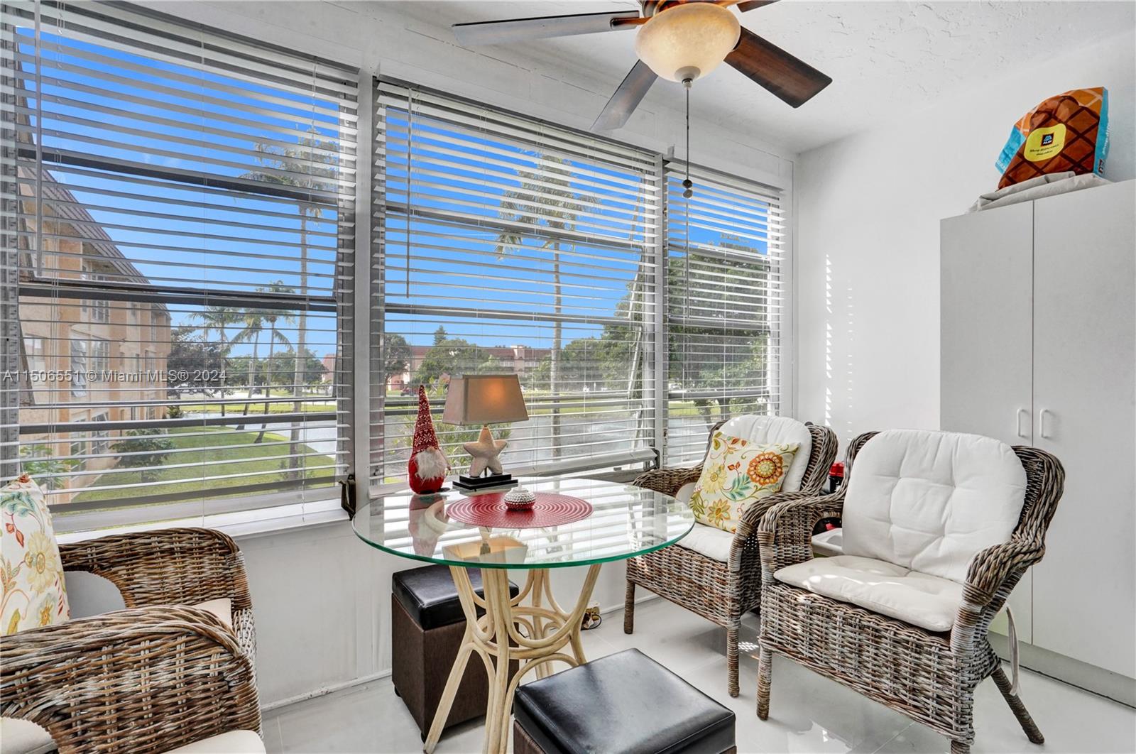 9380 Sunrise Lakes Blvd, Sunrise, FL, 33322 United States, 1 Bedroom Bedrooms, ,1 BathroomBathrooms,Residential,For Sale,Sunrise Lakes Blvd,A11506551