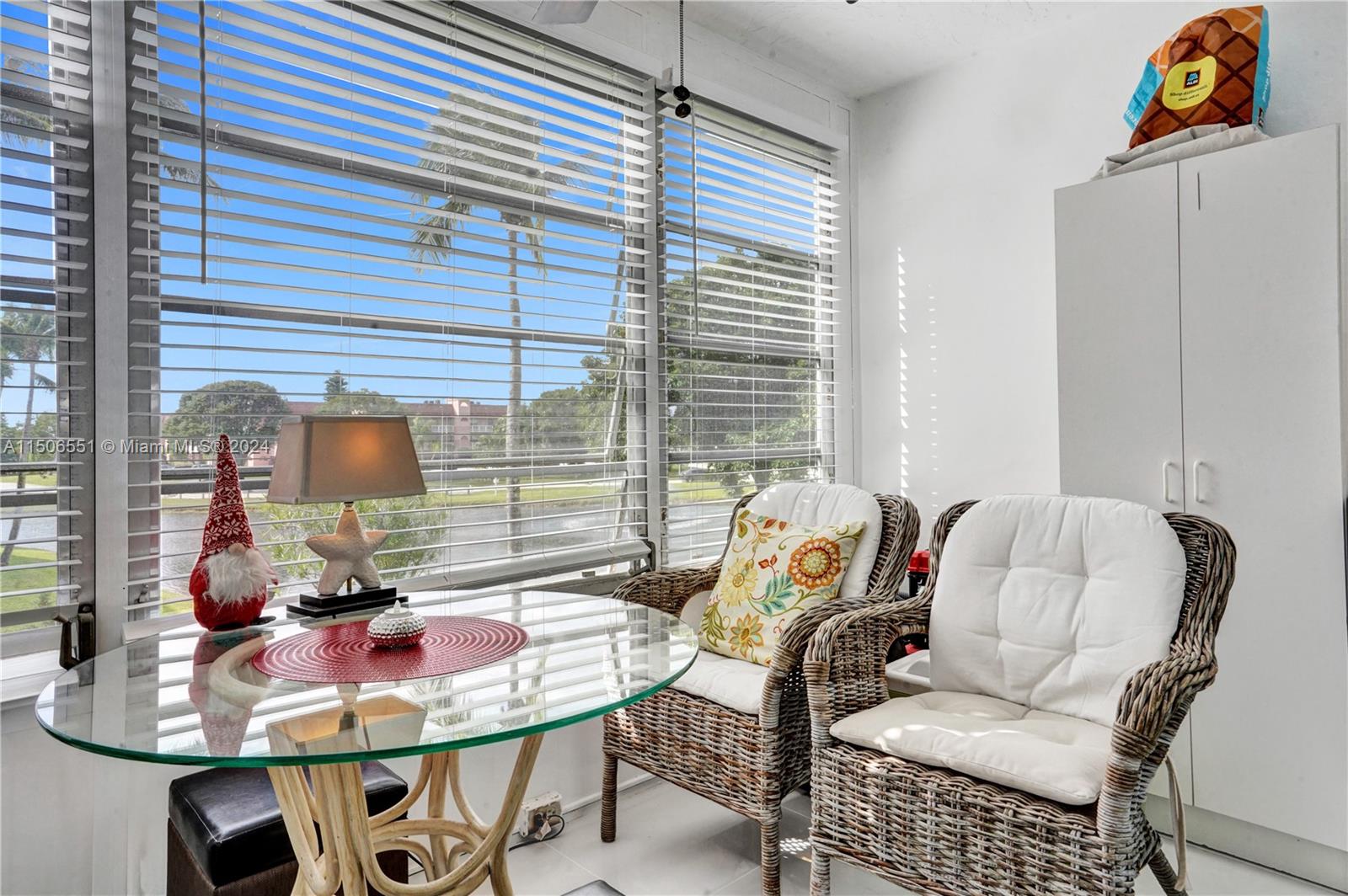 9380 Sunrise Lakes Blvd, Sunrise, FL, 33322 United States, 1 Bedroom Bedrooms, ,1 BathroomBathrooms,Residential,For Sale,Sunrise Lakes Blvd,A11506551