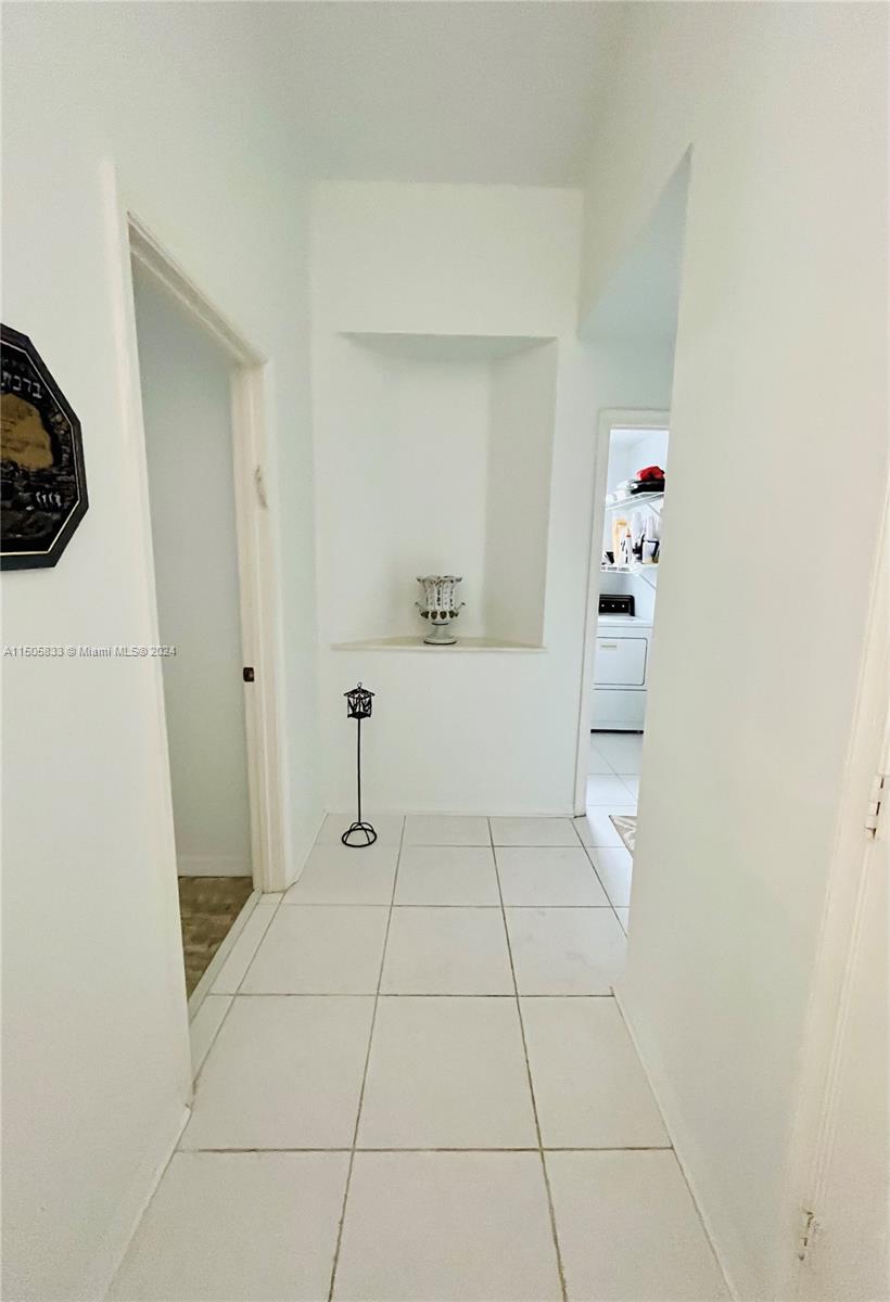 612 Cambridge Ter, Weston, FL, 33326 United States, 3 Bedrooms Bedrooms, ,2 BathroomsBathrooms,Residential,For Sale,Cambridge Ter,A11505833