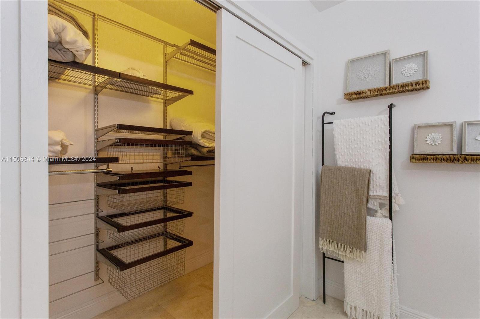 1830 S Ocean Dr 1712, Hallandale Beach, Florida 33009, 1 Bedroom Bedrooms, ,1 BathroomBathrooms,Residential,For Sale,1830 S Ocean Dr 1712,A11506844