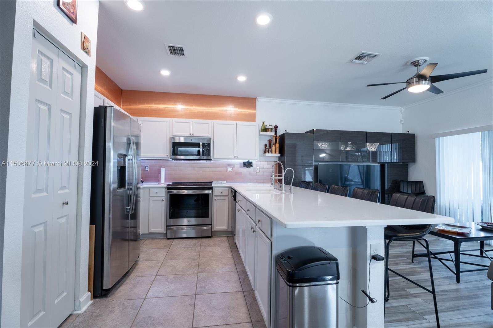 3174 SE 3rd Dr, Homestead, Florida 33033, 4 Bedrooms Bedrooms, ,2 BathroomsBathrooms,Residential,For Sale,3174 SE 3rd Dr,A11506877