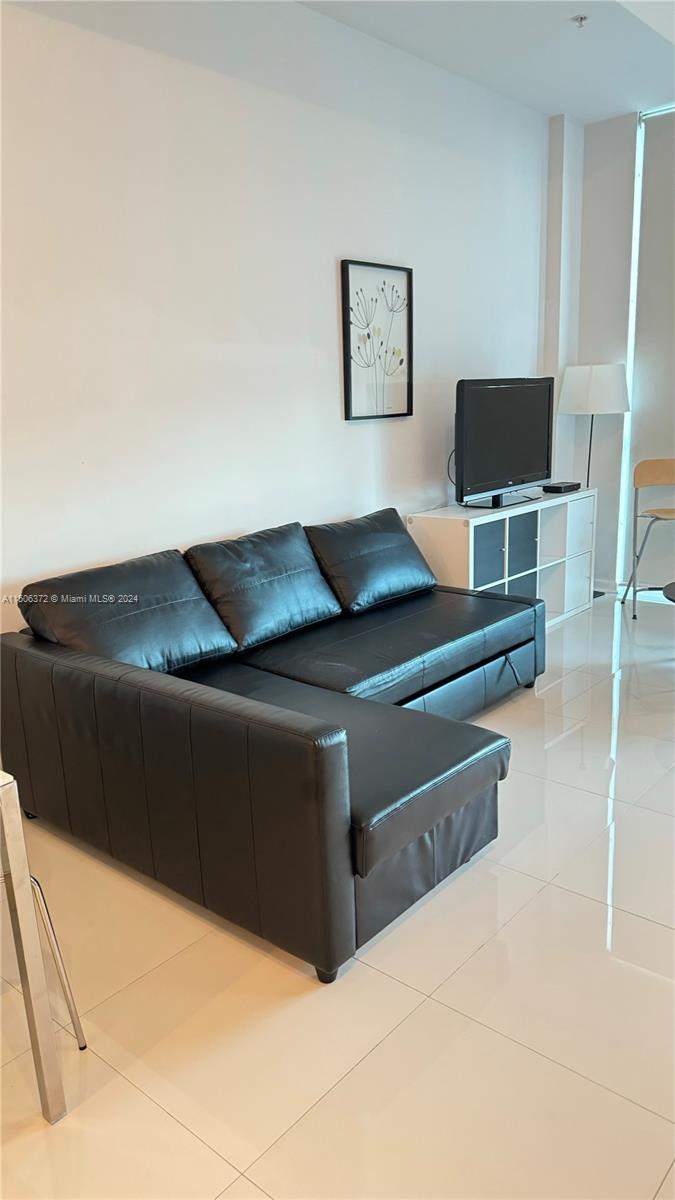 244 Biscayne Blvd 336, Miami, Florida 33132, ,1 BathroomBathrooms,Residentiallease,For Rent,244 Biscayne Blvd 336,A11506372