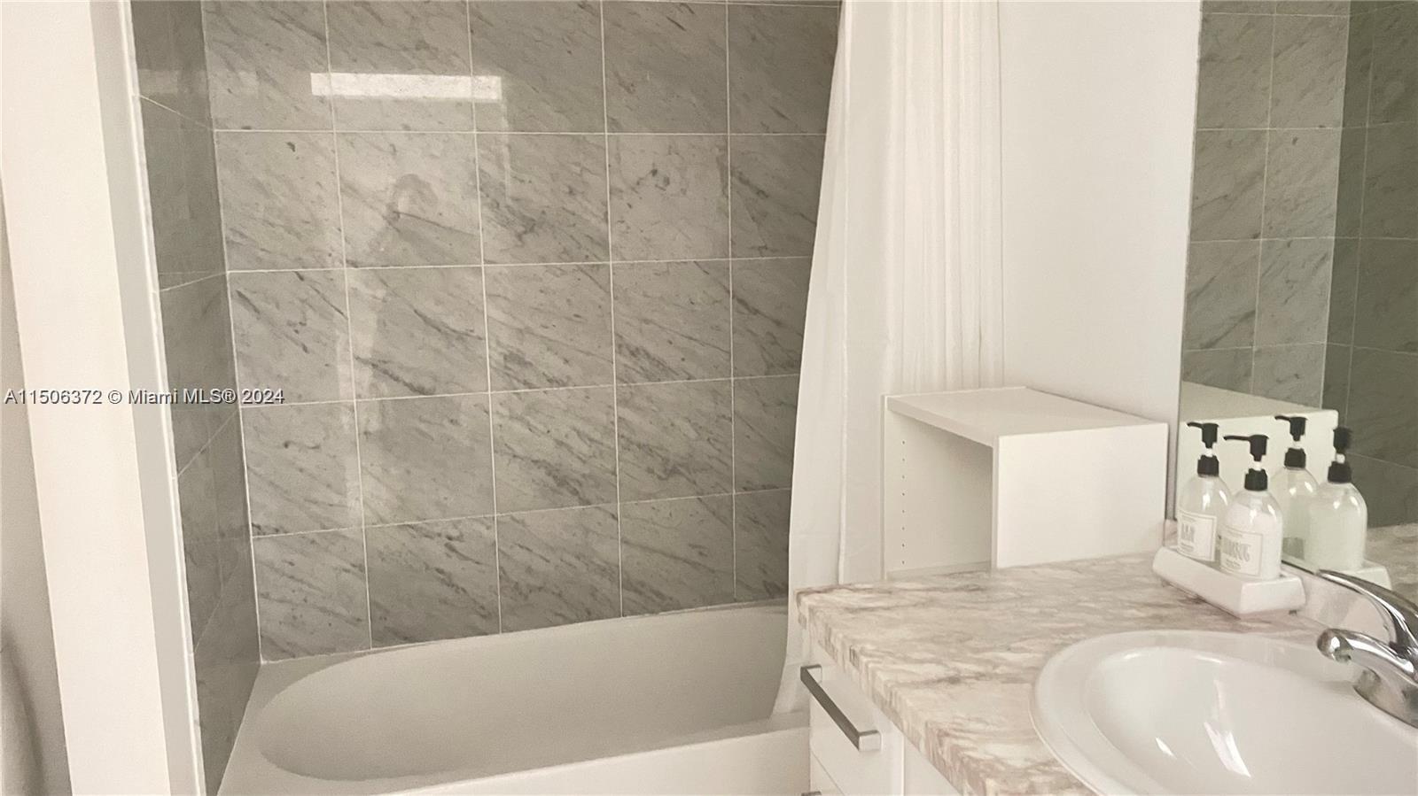 244 Biscayne Blvd 336, Miami, Florida 33132, ,1 BathroomBathrooms,Residentiallease,For Rent,244 Biscayne Blvd 336,A11506372