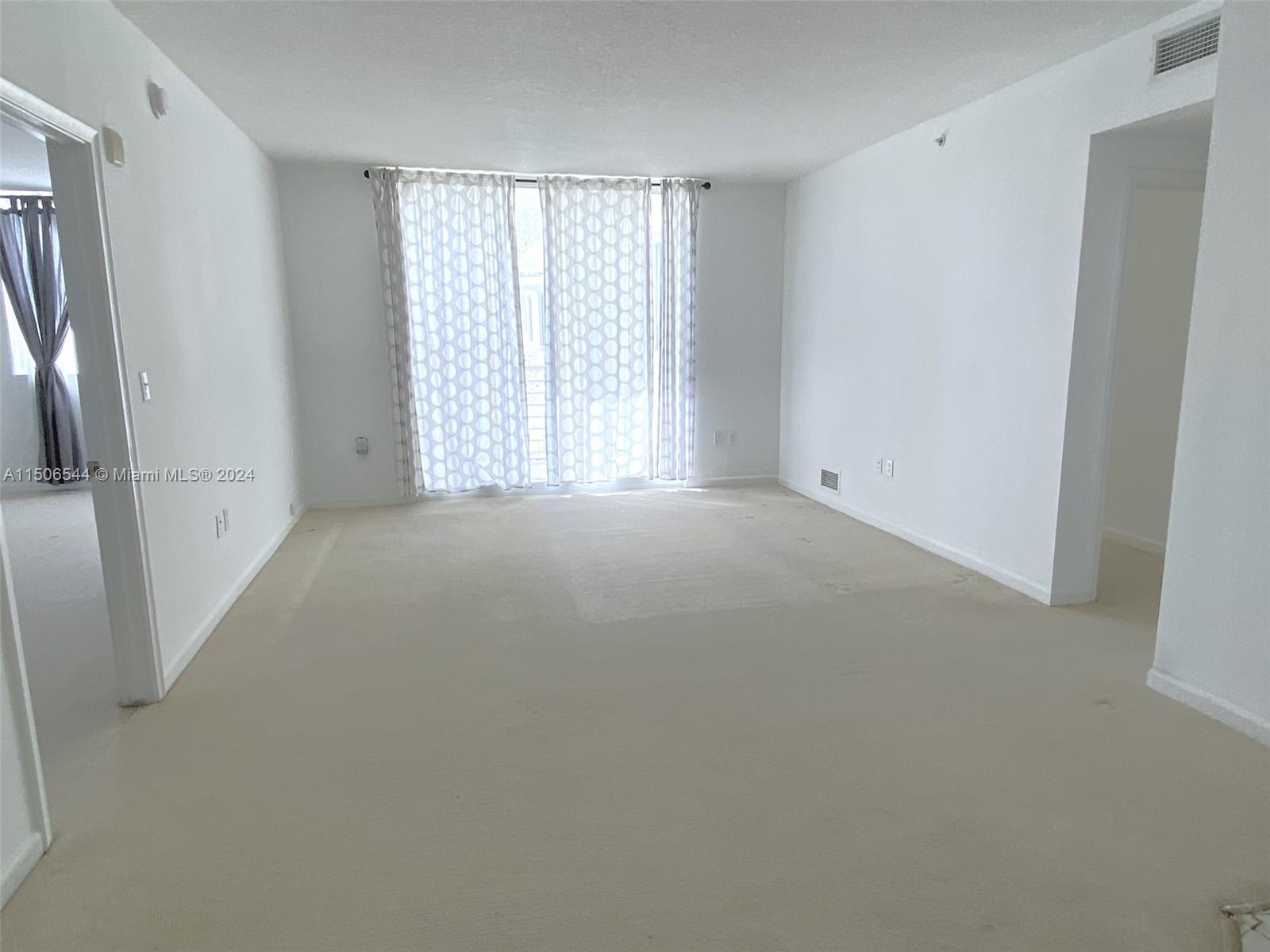 18800 NE 29th Ave 1027, Aventura, Florida 33180, 2 Bedrooms Bedrooms, ,2 BathroomsBathrooms,Residential,For Sale,18800 NE 29th Ave 1027,A11506544