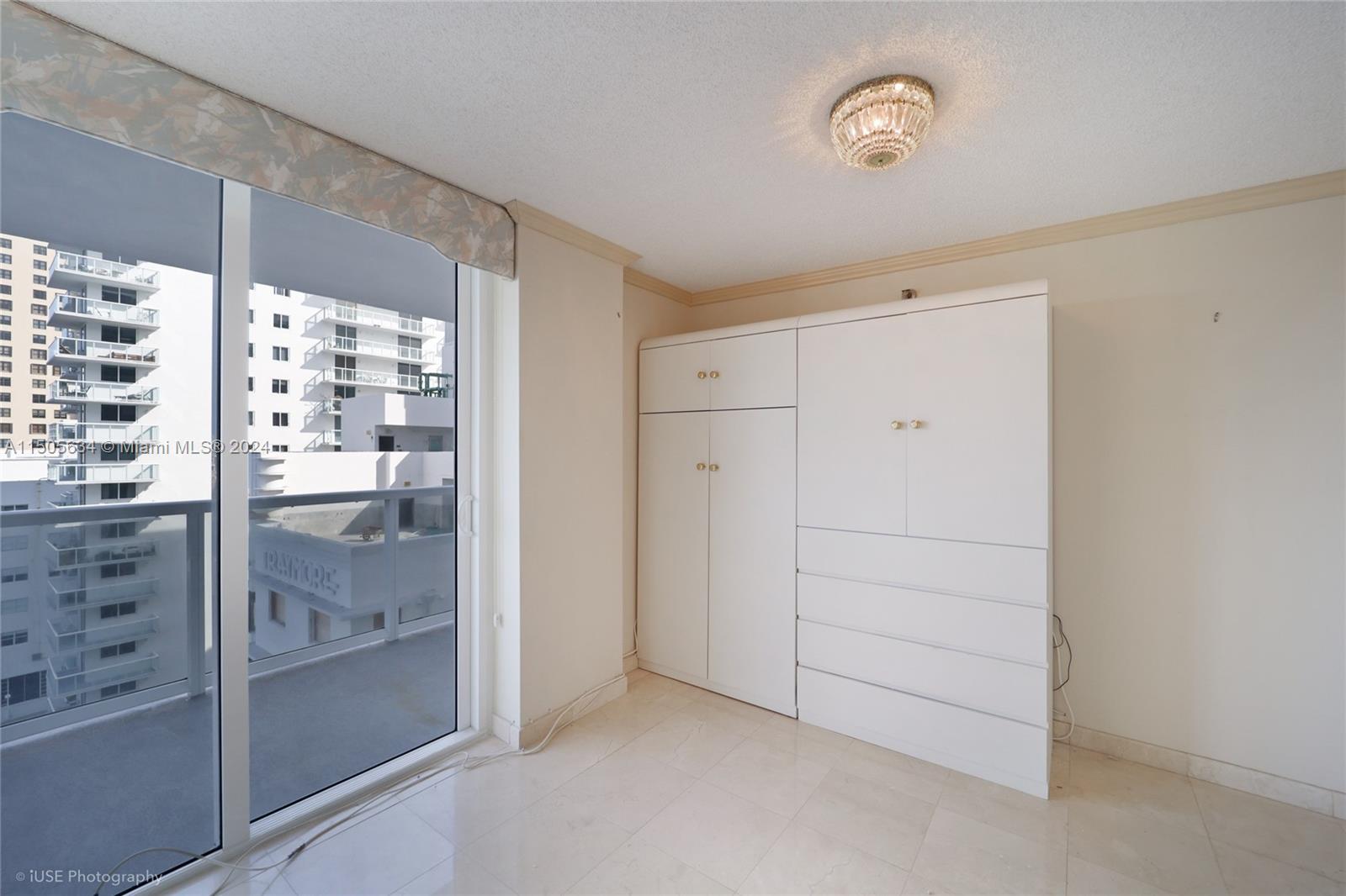 2401 Collins Ave 1109, Miami Beach, Florida 33140, 2 Bedrooms Bedrooms, ,2 BathroomsBathrooms,Residential,For Sale,2401 Collins Ave 1109,A11505634