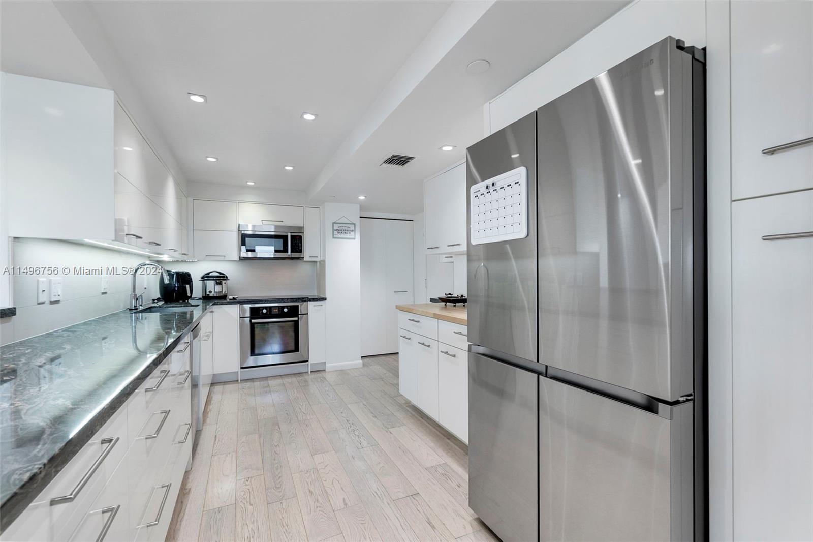 3200 Port Royale Dr N, Fort Lauderdale, FL, 33308 United States, 3 Bedrooms Bedrooms, ,2 BathroomsBathrooms,Residential,For Sale,Port Royale Dr N,A11496756