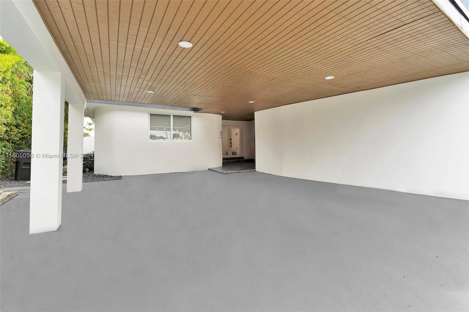 7529 Mutiny Ave, North Bay Village, Florida 33141, 4 Bedrooms Bedrooms, ,3 BathroomsBathrooms,Residential,For Sale,7529 Mutiny Ave,A11505058