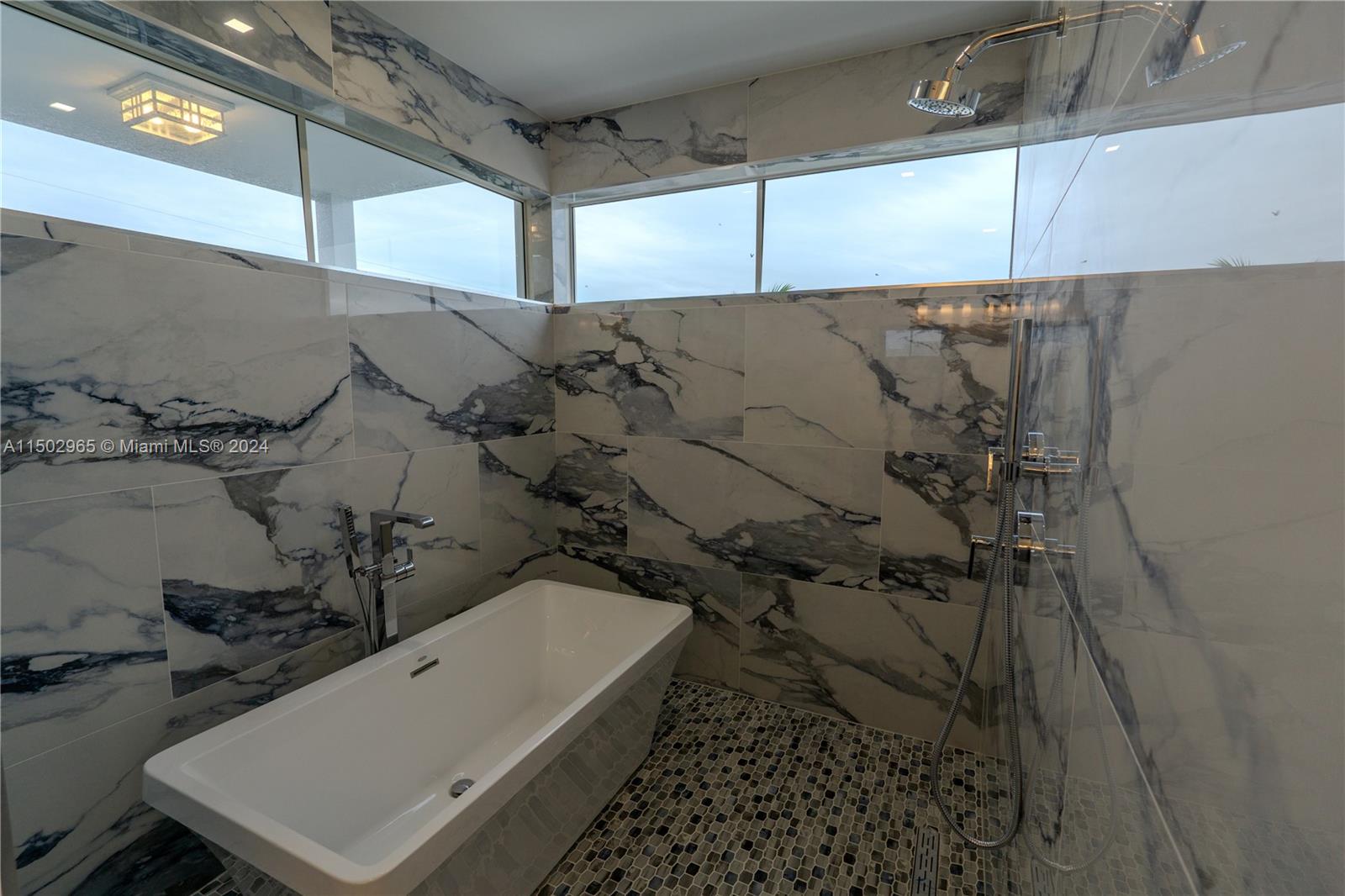 84 Coral Way, Key Largo, FL, 33037 United States, 3 Bedrooms Bedrooms, ,2 BathroomsBathrooms,Residential,For Sale,Coral Way,A11502965